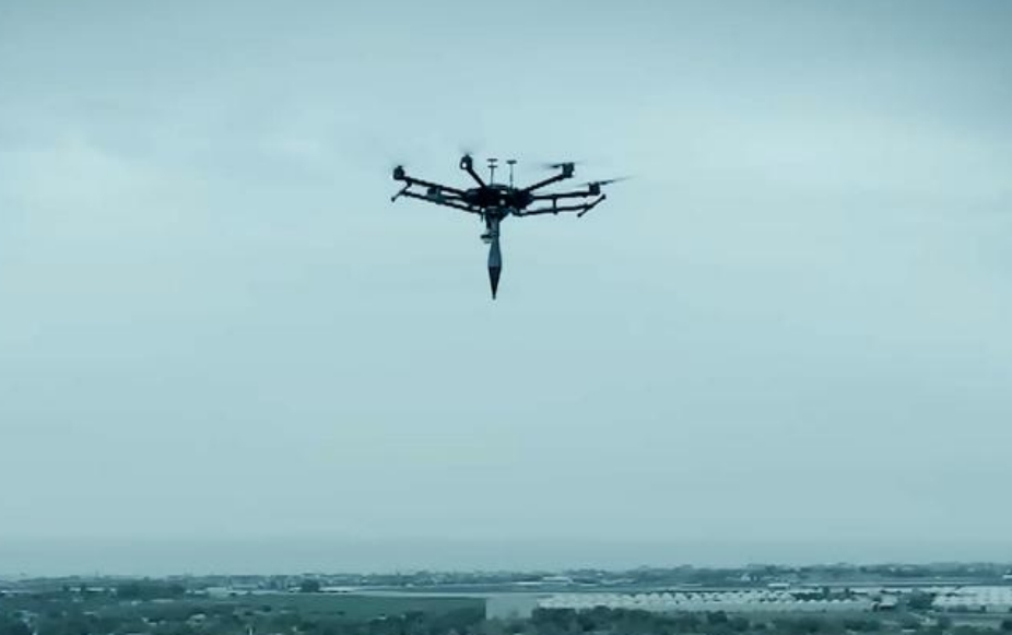 Jakie są trudności w wykryciu dronów w systemach radarowych?